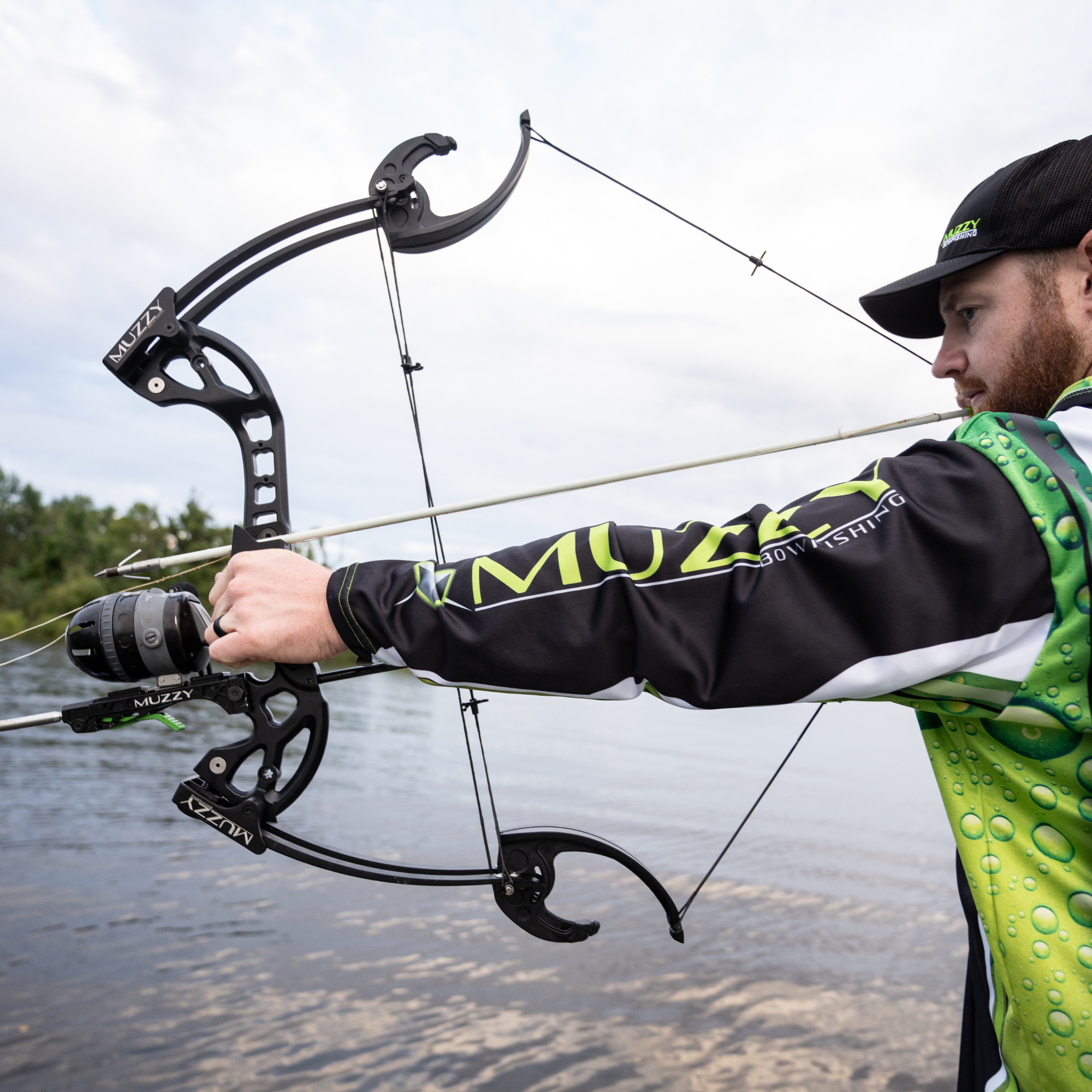 Muzzy Bowfishing Deviant Bow