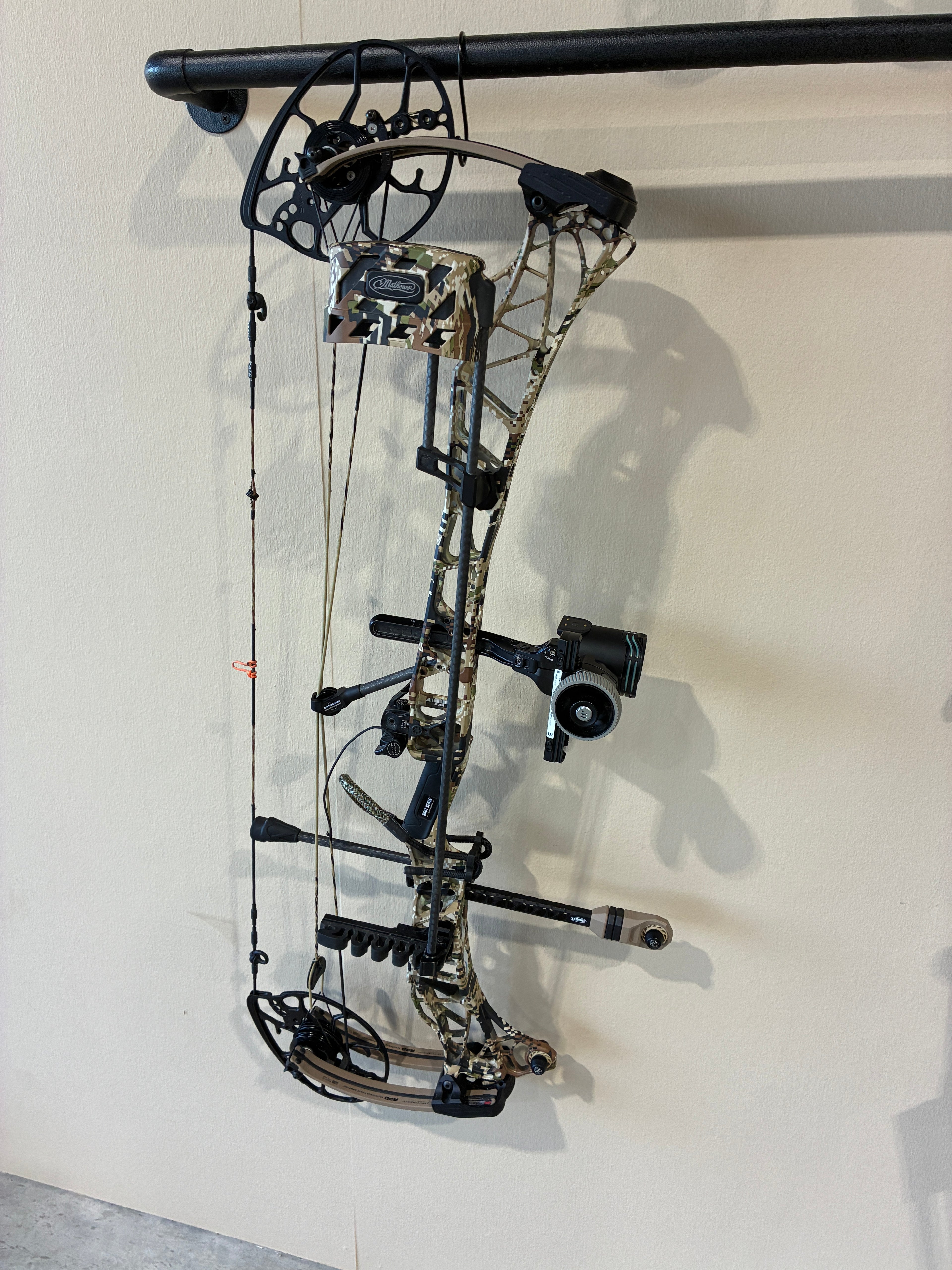 Mathew Lift 33