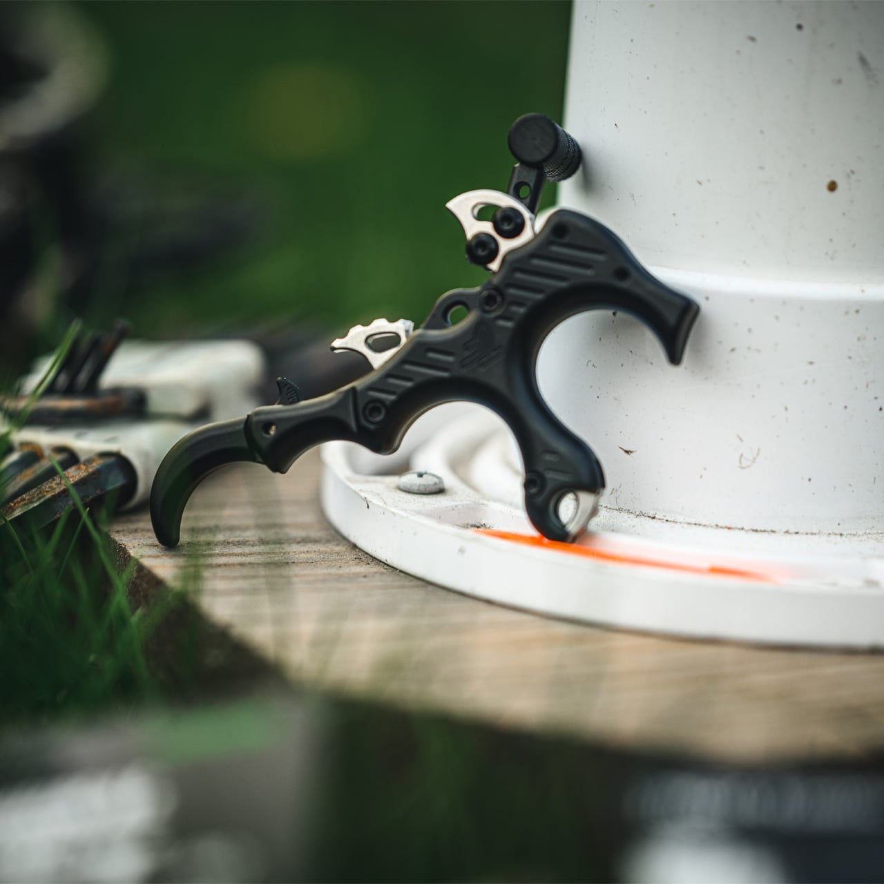 TruFire Synapse Handheld Bow Release