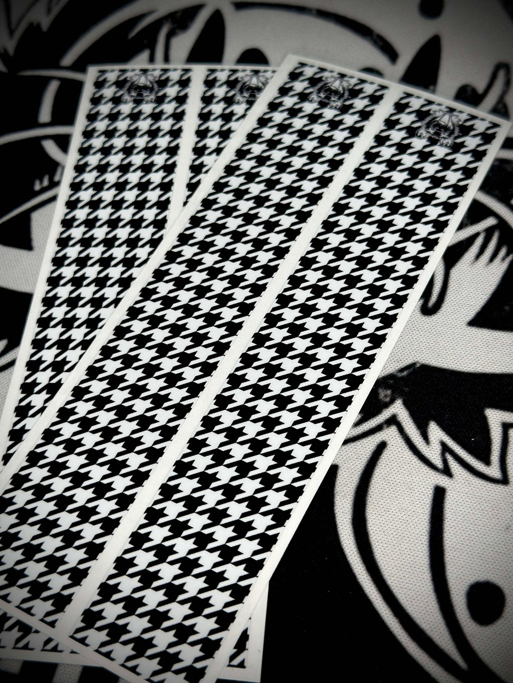 Houndstooth Arrow Wraps