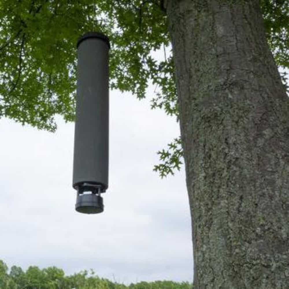 Capsule Outpost 20-lb Portable Motorized Game Feeder.